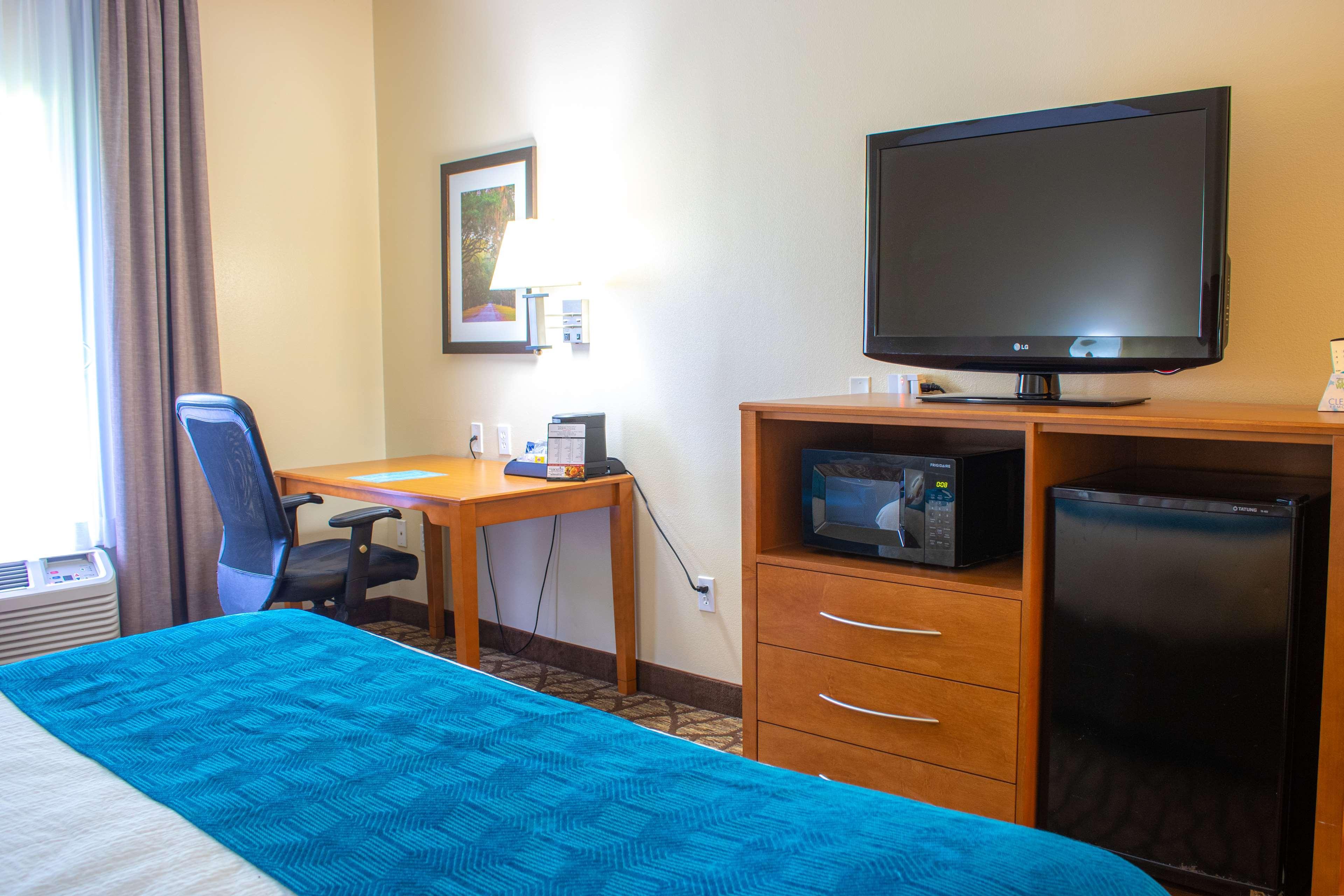 Best Western Plus Richmond Hill Inn Экстерьер фото