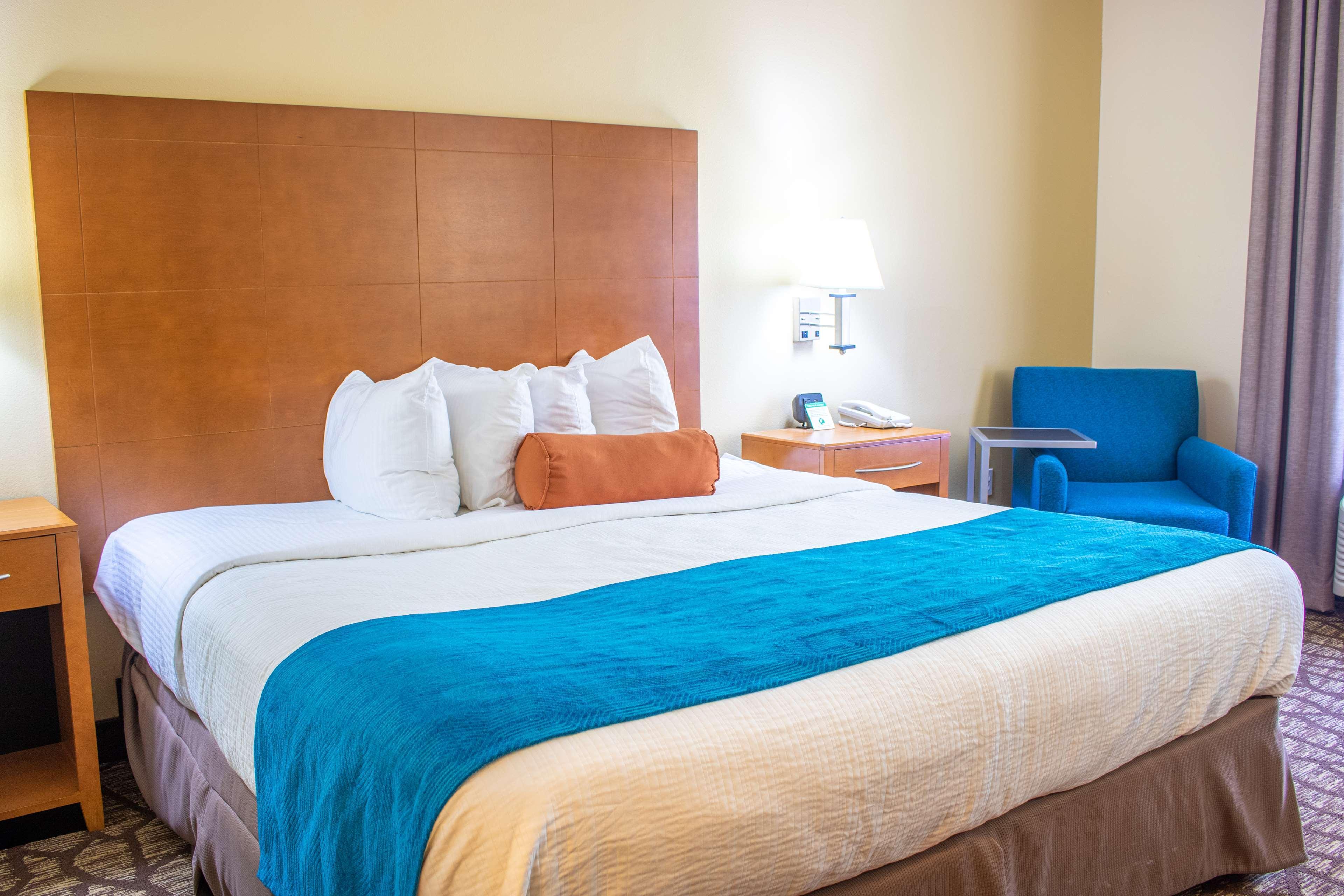 Best Western Plus Richmond Hill Inn Экстерьер фото