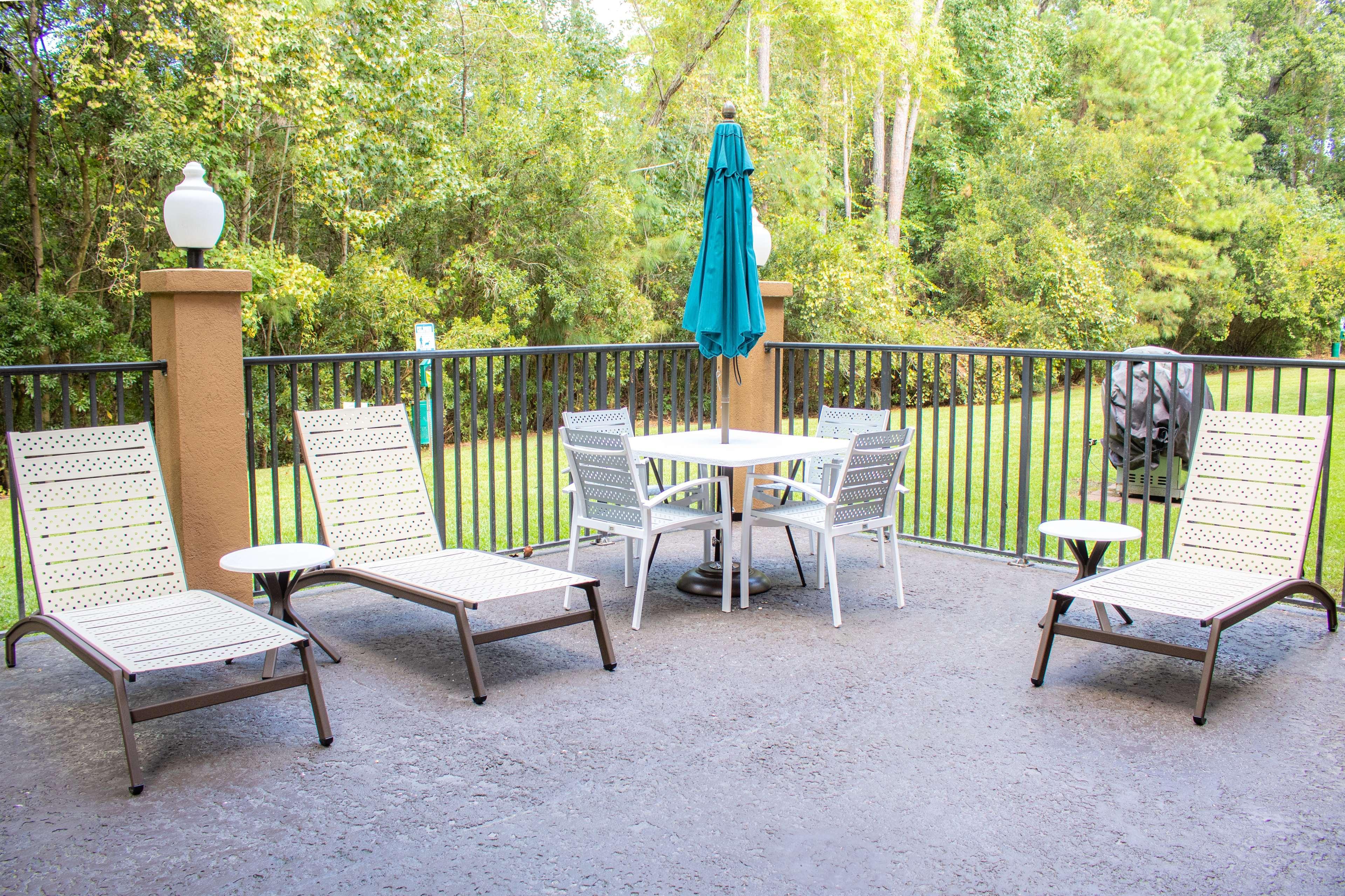Best Western Plus Richmond Hill Inn Экстерьер фото