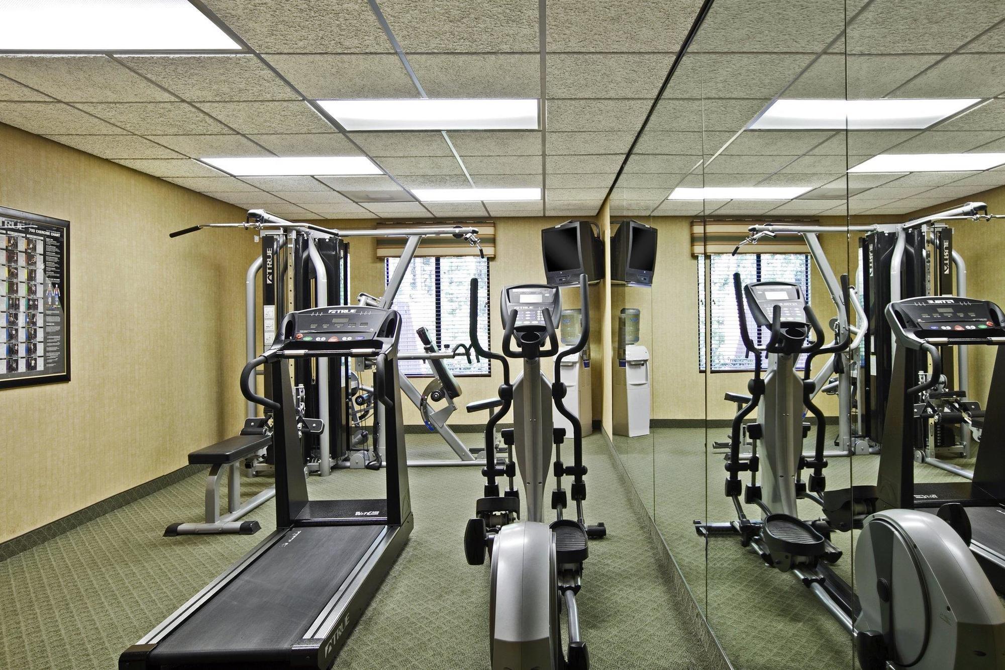 Best Western Plus Richmond Hill Inn Экстерьер фото