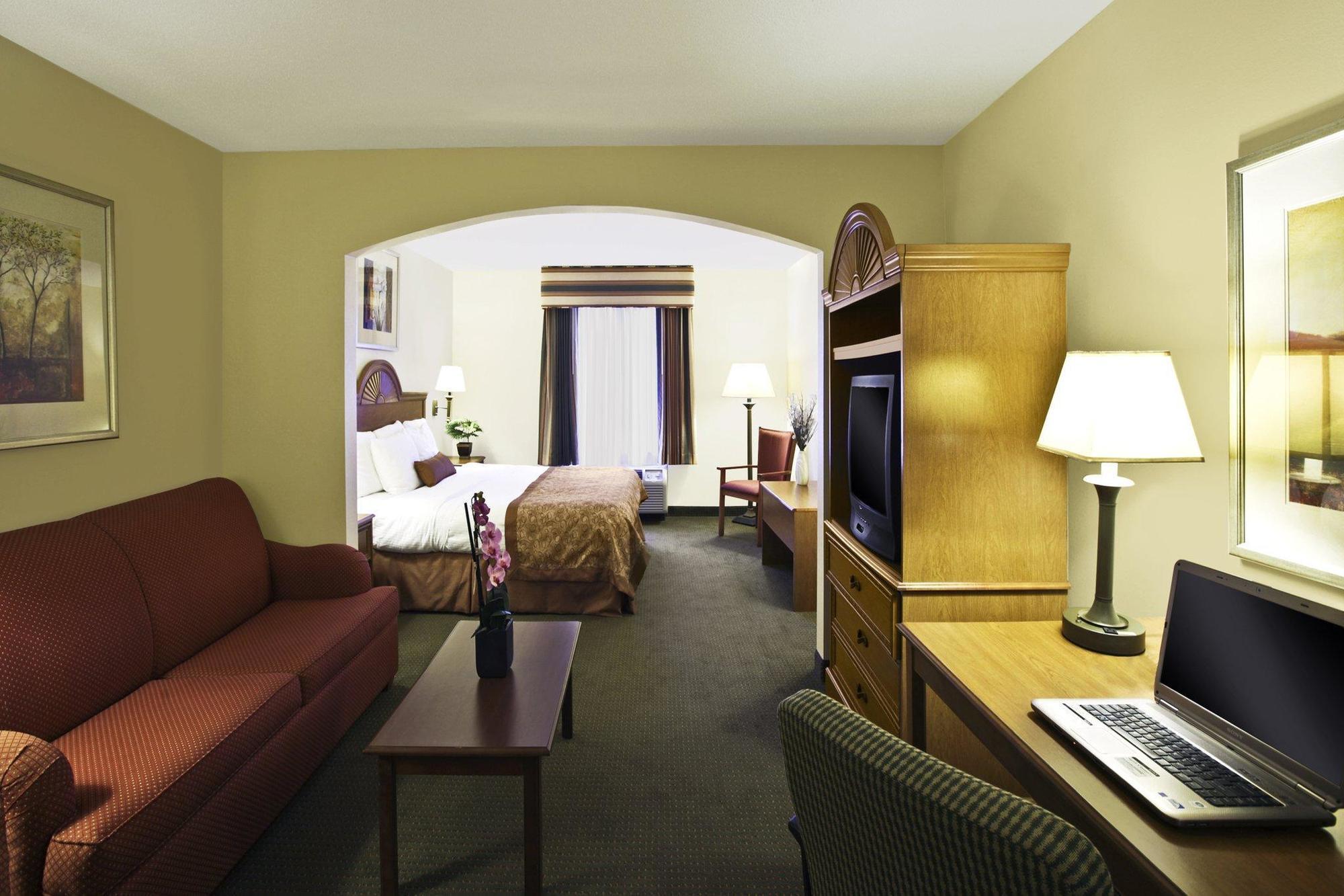 Best Western Plus Richmond Hill Inn Экстерьер фото