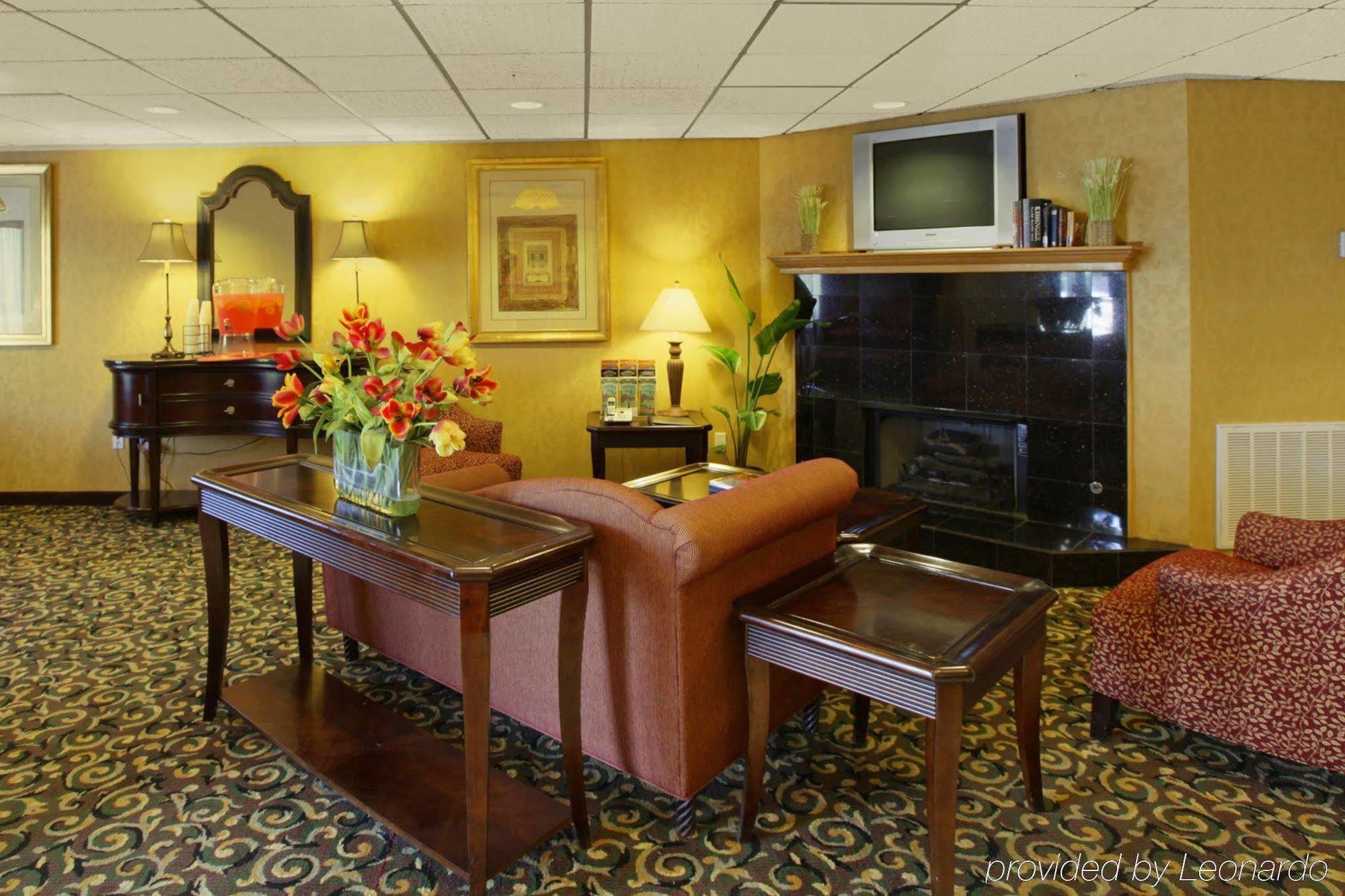 Best Western Plus Richmond Hill Inn Экстерьер фото